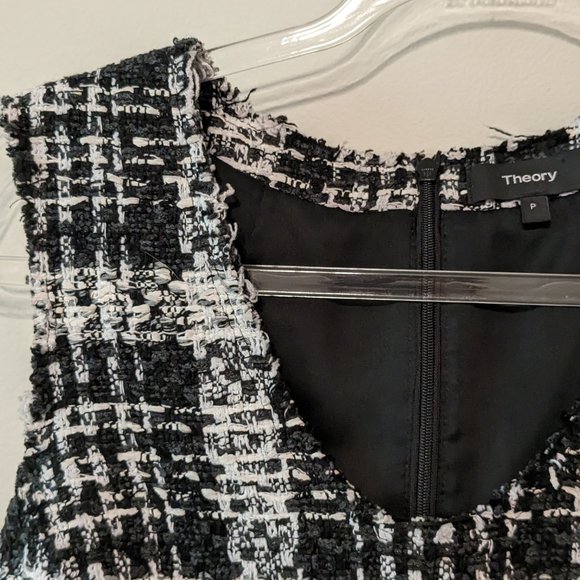 Theory Black and White "Sculpt U Shell" Rubber Tweed Sleeveless Top - Picture 7 of 10